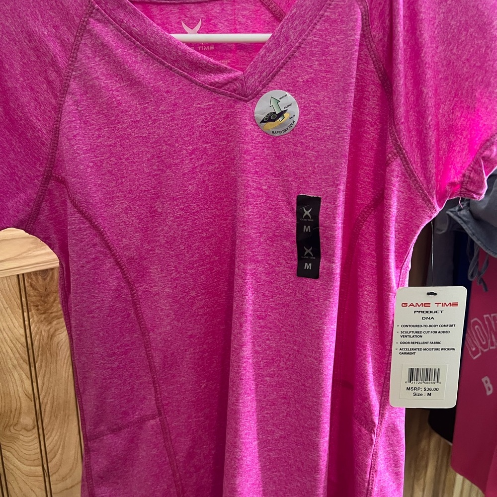 Brand new pink active shirt !